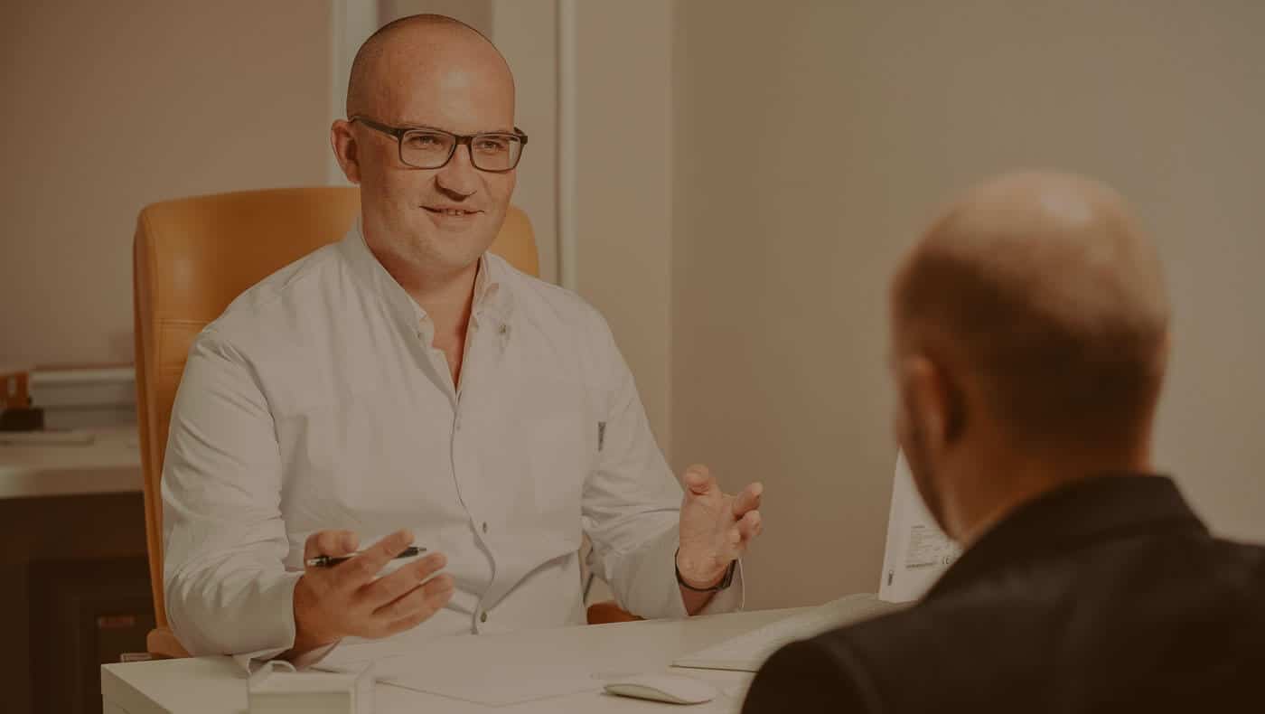 Couple en consultation de sexothérapie en ligne, exprimant des questionnements
